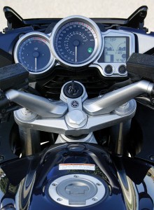 2006 Yamaha FJR1300A instrument cluster 2006 Yamaha FJR1300A instrument cluster