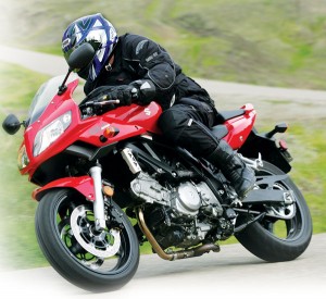 2006 Suzuki SV650S upright seating 2006 Suzuki SV650S in action