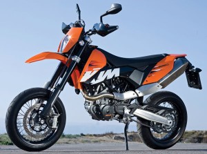 2008-KTM-690-Enduro-Motorcycle-Review-Natt-05 The 690 SMC
