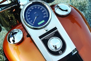HD Gauges Harley-Davidson Heritage Softail Classic: The Harley features a basic speedometer and a fuel gauge in the left cap.