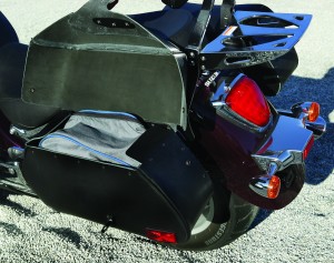 Suzuki C109RT: Saddlebags