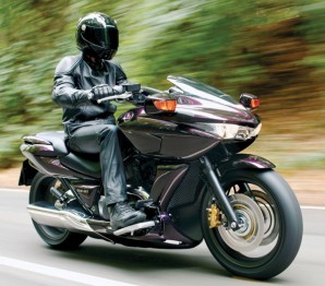 Riding the Honda DN-01