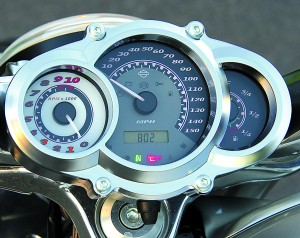375O6125 The Muscle’s redesigned gauges are stylish and provide the vitals, but the speedo is hard to read in bright sunlight.