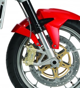 Wheel Dual, radial-mounted, four-piston calipers squeeze 320mm discs. Good feel and power make brakes a high point on this new model.