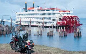 Queen of the West paddle-wheel tourist boat, Oregon Queen of the West paddle-wheel tourist boat, Oregon