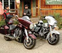 2010 Harley-Davidson Street Glide vs. 2010 Victory Cross Country