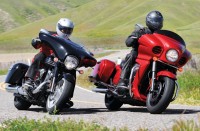 2011 Star Stratoliner Deluxe vs. Kawasaki Vulcan Vaquero left side action