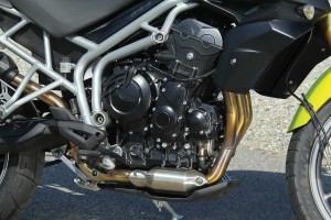 Triumph Tiger 800 engine