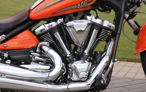 Star_Raider_SCL_engine Star Raider SCL: The 113-cubic-inch (1,854cc), air-cooled, 48-degree V-twin pumps out 110 lb-ft of torque at the rear wheel.