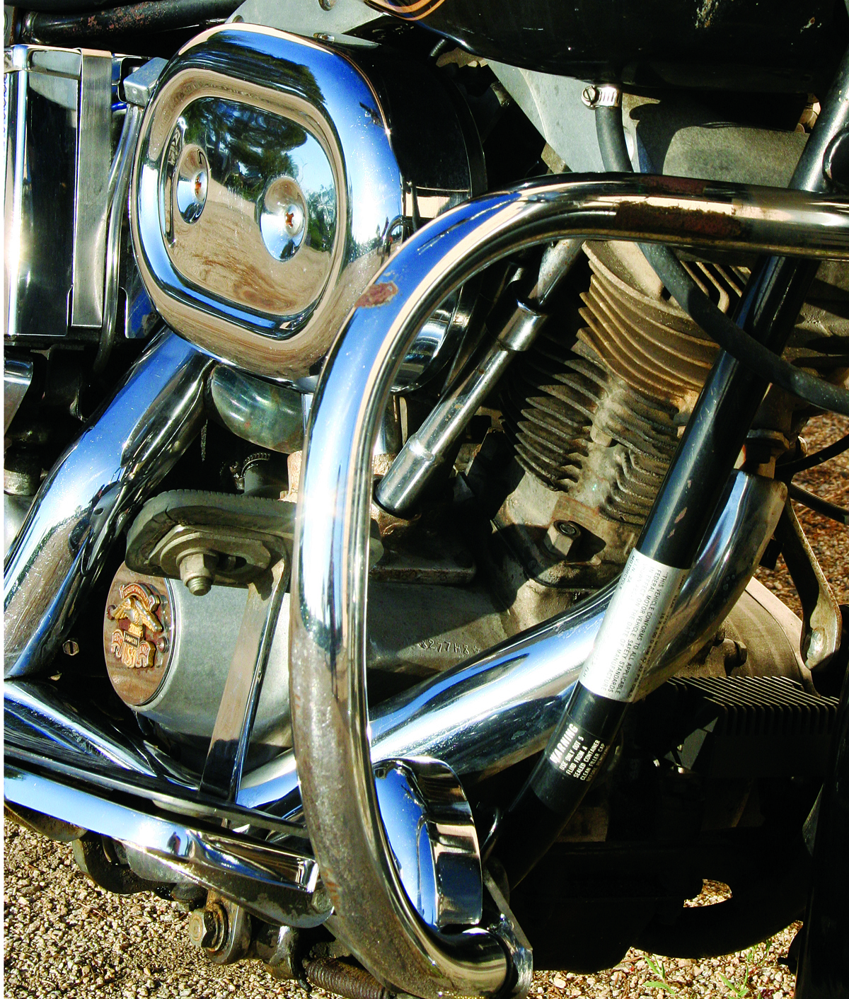 SHOVEL FLH 1972 petites modifs, peintures...la vie quoi! - Page 2 Web-IMG_3494