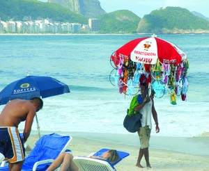 Looking for a souvenir that’s easy to pack? A fio dental (dental floss) bikini won’t take up much space.