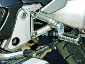 IMG_0191 MFW Vario adjustable footpegs spell relief for creaky knees. The shift lever and brake pedal need to be adjusted slightly.
