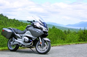 Extensively updated for 2010, the R 1200 RT has a more powerful engine, sleeker styling and improvements to its optional ESA and audio.