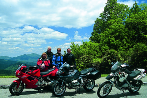 web-Blue_Ridge_E16 Roger Hammett (far right) and his fellow Oklahoma Sooners, take a break to view Virginia’s piedmont. Piedmont is a French derivative meaning foothills.