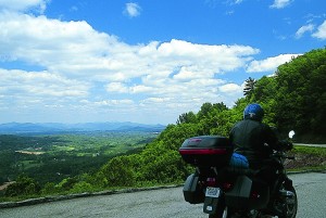 web-Blue_Ridge_E18 The descent toward Roanoke, Virginia.