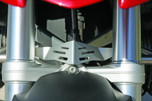 web-IMG_2898 Wunderlich BMW GS Bolt-Ons: Brake Line Protector