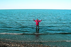 web-Alaska_12 Testing Aerostich Darien pants and Combat Touring boots for water-resistance in the Arctic Ocean.