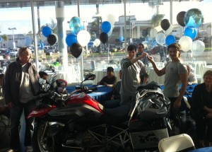 One-World-One-R1200GS-03 Stephane Gautronneau of France is the lucky rider for the USA tour. Here he receives the keys to the new R 1200 GS.