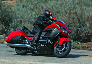 Lower, longer seat allows the rider to move back farther than on the Wing. Cornering clearance and handling are impressive for a big bike.