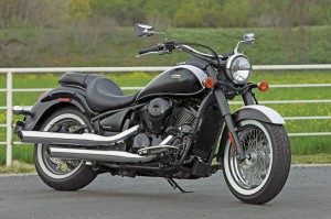 Matte black/white paint, whitewall tires and wire-spoke wheels give the Kawasaki an extra dose of retro cool. Unlike the others, the pillion seat cannot be removed.