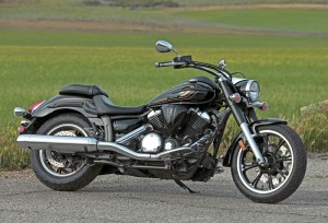 Star went for the lean-and-mean look with black/silver cast wheels, a stretched tank and gold-tone graphics.