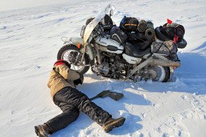 “In February 2010, I crossed frozen Baïkal lake in Siberia with my friend Chinzo Chuluunbaatar, who I met in Mongolia. For just two weeks at the end of winter the ice turns crystal clear, an amazing experience for both of us. We were both riding on my Ural sidecar. When the rear end digs in, you shovel.” web-Hubert_2