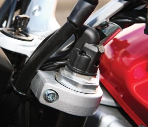 Yamaha suspension control unit