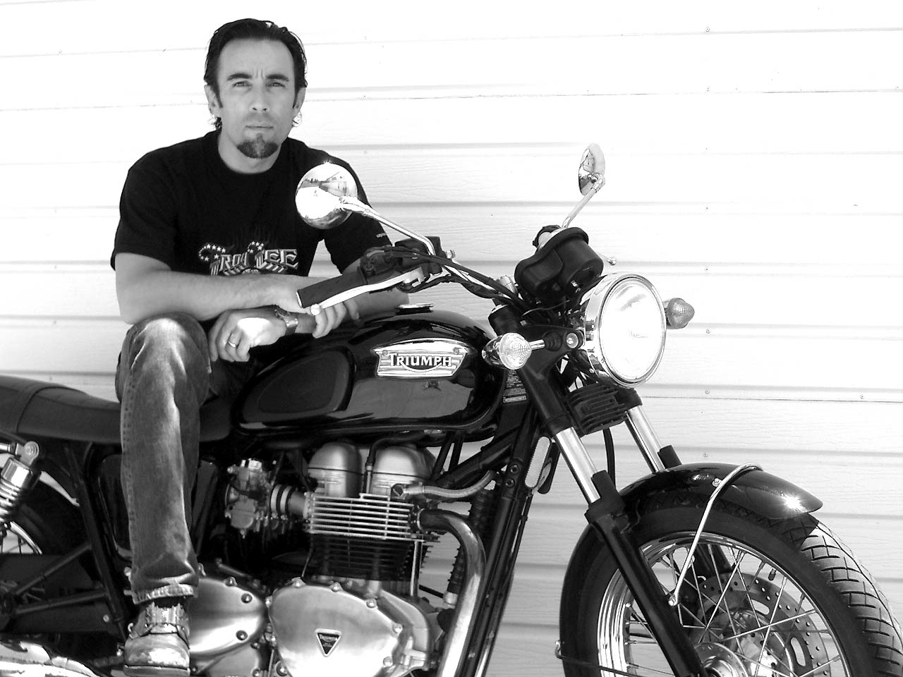 Francesco Quinn, actor and avid rider, drops dead at 48